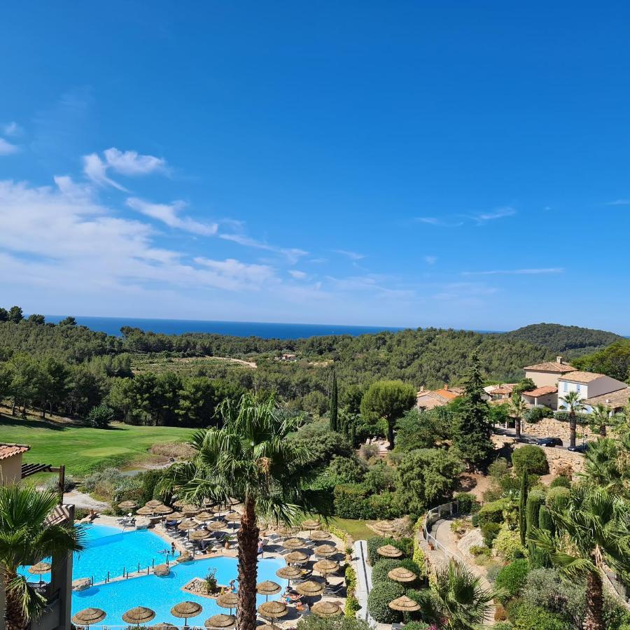 Hameau Des Amandiers - Vue Mer, Golf Et Vignes Apartment Saint-Cyr-sur-Mer Exterior photo
