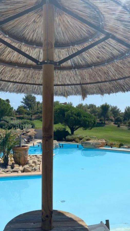 Hameau Des Amandiers - Vue Mer, Golf Et Vignes Apartment Saint-Cyr-sur-Mer Exterior photo